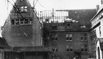caecilienschule-nach-brand-1941
