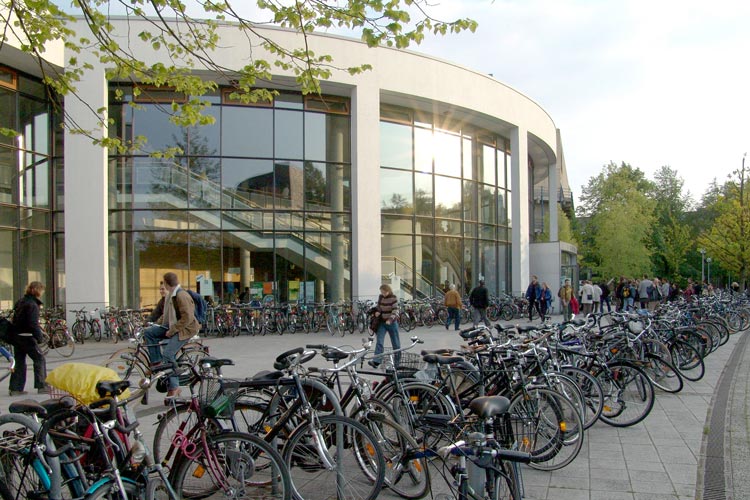 Der AStA Oldenburg fordert Soforthilfe für die Studierenden.