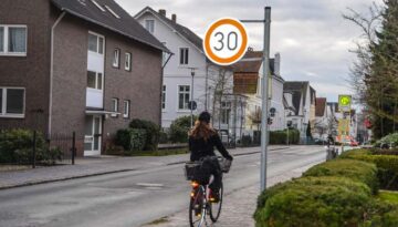 auguststrasse-radfahrer