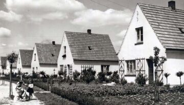 einfamilienhaeuser-mit-nutzgaerten-1954
