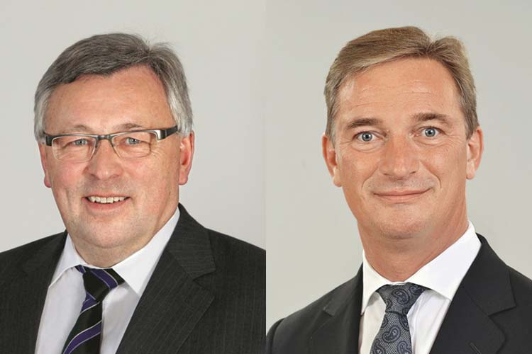 Dr. Werner Brinker wird mit seinem Nachfolger Matthias Brückmann die EWE AG ein Jahr lang gemeinsam leiten, bevor er das Unternehmen verlässt.