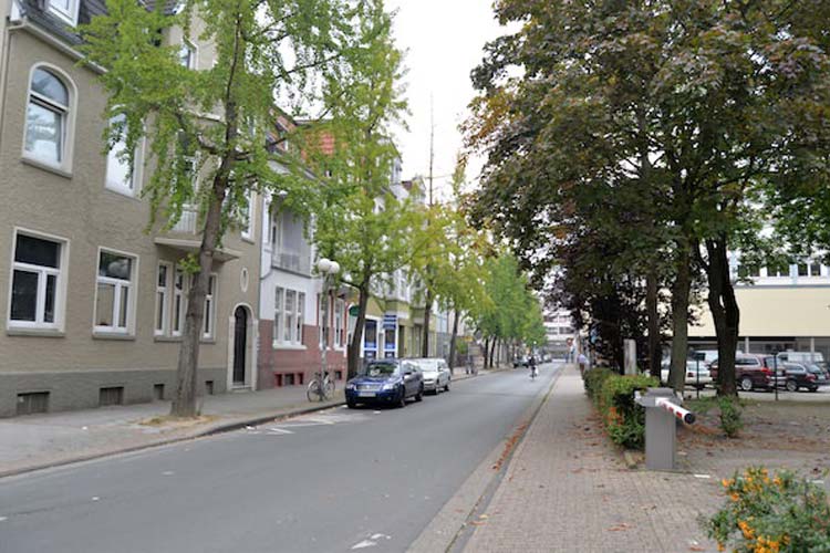 Die Kaiserstraße, direkte Verbindungsstraße zum Oldenburger Hauptbahnhof, wird ab Mittwoch umgebaut und bleibt bis Mai 2015 voll gesperrt.