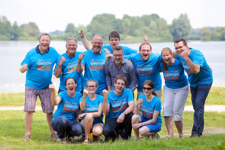 Ein Teil des Wahlkampfteams mit Kandidat Christoph Baak beim CDU Sommerfest am Kleinen Bornhorster See.