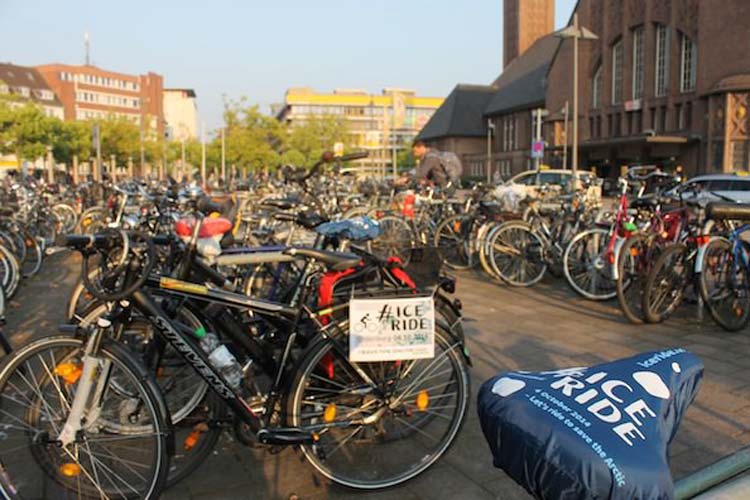 Am Samstag, 4. Oktober, tritt Greenpeace Oldenburg beim weltweiten Aktionstag Ice Ride für die Rettung der Arktis in die Pedalen.