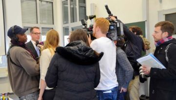 pressekonferenz-klinikum-oldenburg-krankenpfleger-niels-h