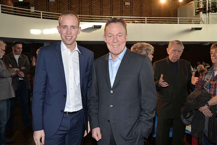 Der SPD-Bundestagsabgeordnete Dennis Rohde begrüßte den SPD-Fraktionschef Thomas Oppermann zu einer Diskussionsrunde in Oldenburg.