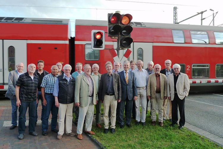 Die Gründungsmitglieder des Bündnisses der Bahninitiativen im Nordwesten trafen sich in Bad Zwischenahn.