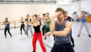 mehr-drama-staatstheater-ballettprobe