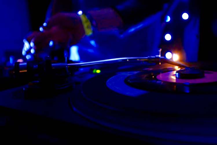 Freunde des Tanzes und der afroamerikanischen Soulmusik der 1960er und 1970er Jahre können sich auf die Party Soulful Casino Oldenburg Part 2 freuen. Am 28. November steigt zum zweiten Mal eine Northern Soul-Party in Oldenburg.