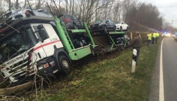 lkw-unfall-loy