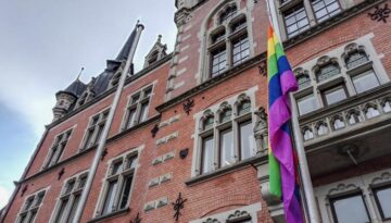 csd-fahne-rathaus-oldenburg