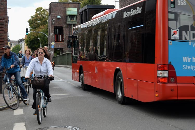 Die Weser-Ems-Bus-Linie 460 bedient ab 4. August eine geänderte Strecke: ab Oberhammelwarden und Elsfleth zum ZOB in Oldenburg und zurück.