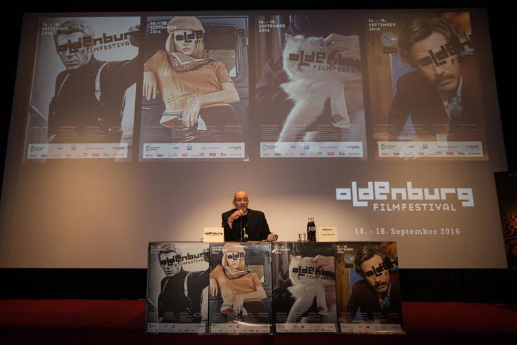 Zahlreiche Debütfilme stehen in diesem Jahr auf dem Programm des Internationalen Filmfestes Oldenburg. Das verkündete Thorsten Neumann heute auf einer Pressekonferenz.