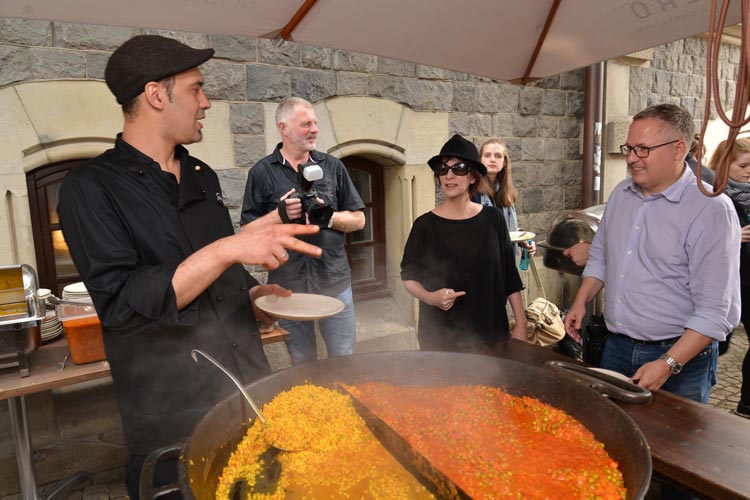 Foto: Christian Scholz / Filmfest Paella zum Katerfrühstück.