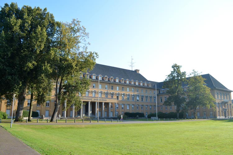 Die Polizeidirektion musste ein Teil ihrer Räume vorübergehend verlassen. Foto: Polizeidirektion Oldenburg Die Polizeidirektion Oldenburg musste ein Teil ihrer Räume vorübergehend verlassen.