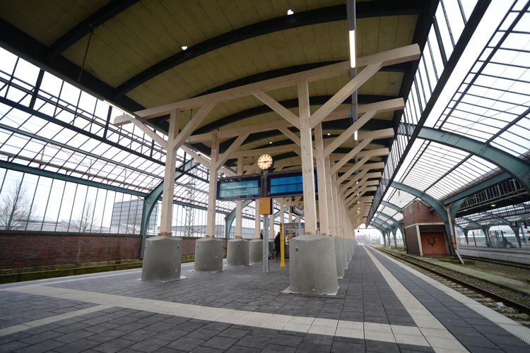 Der Oldenburger Bahnhof könnte vom überregionalen Schienenverkehr abgehängt werden.