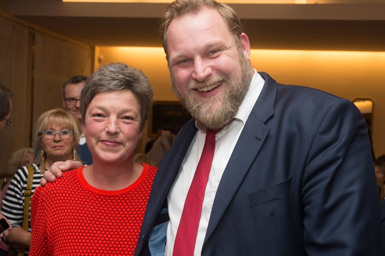 Hanna Naber und Ulf Prange ziehen für die Oldenburger Sozialdemokraten in den Landtagswahlkampf. Foto: Anja Michaeli Hanna Naber und Ulf Prange ziehen für die Oldenburger SPD iin die Landtagswahl.