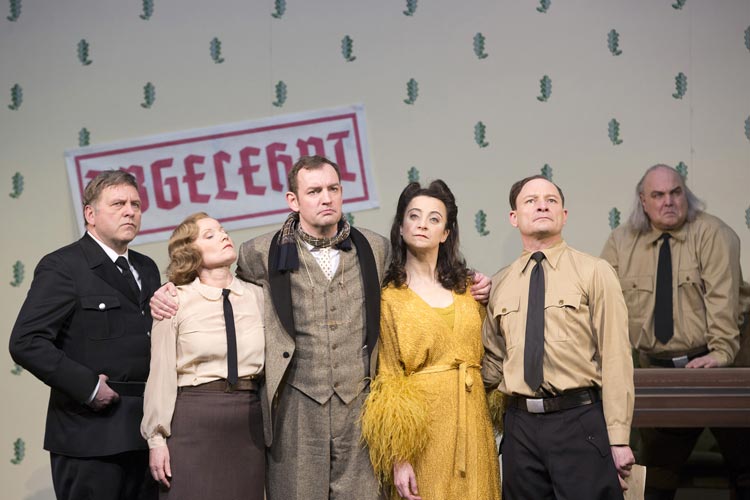 Sein oder Nichtsein läuft derzeit im Oldenburgischen Staatstheater.