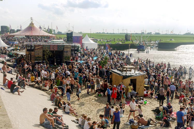 Das „Watt en Schlick“-Festival ist Stimmung pur. Foto: Volker Schulze Das Watt en Schlick-Festival in Dangast ist Stimmung pur.