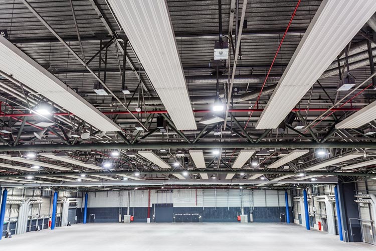Die Messehalle der Oldenburger Weser-Ems Hallen.