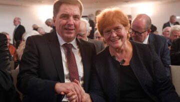 juergen-krogmann-deborah-esther-lipstadt