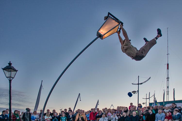 Noah Chorny kommt mit seinem Programm Drunken MastER zum Oldenburger Kultursommer.