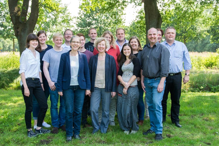 Fünf Einrichtungen und Unternehmen entwickeln gemeinsam Assistenzssysteme für Menschen mit geistiger Beeinträchtigung.