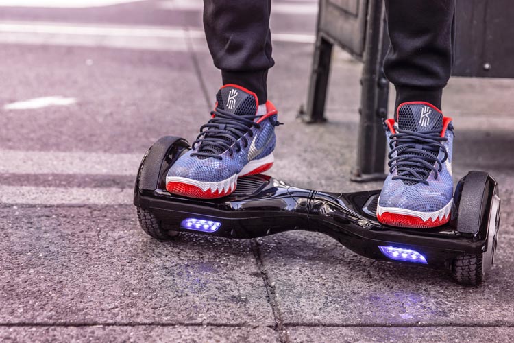 Die Nutzung von Hoverboards ist nur auf Privatgelände außerhalb des öffentlichen Verkehrsraumes zulässig.