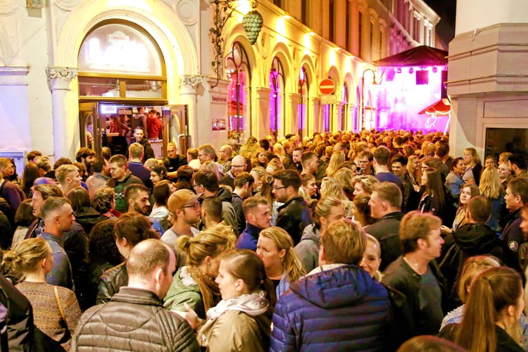 Am kommenden Donnerstag beginnt das Stadtfest. Drei Tage lang werden die Oldenburger und ihre Gäste wieder kräftig feiern.