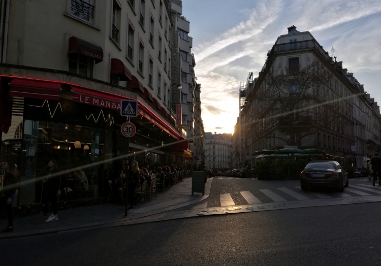 Cafes in Paris, über dts Nachrichtenagentur