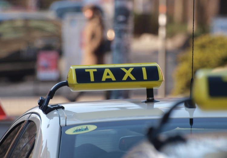Taxi, über dts Nachrichtenagentur