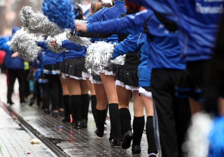 Tanzmariechen im Straßenkarneval, über dts Nachrichtenagentur