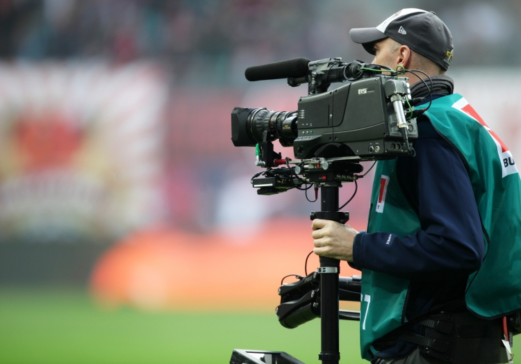 Fernsehübertragung eines Bundesliga-Spiels, über dts Nachrichtenagentur