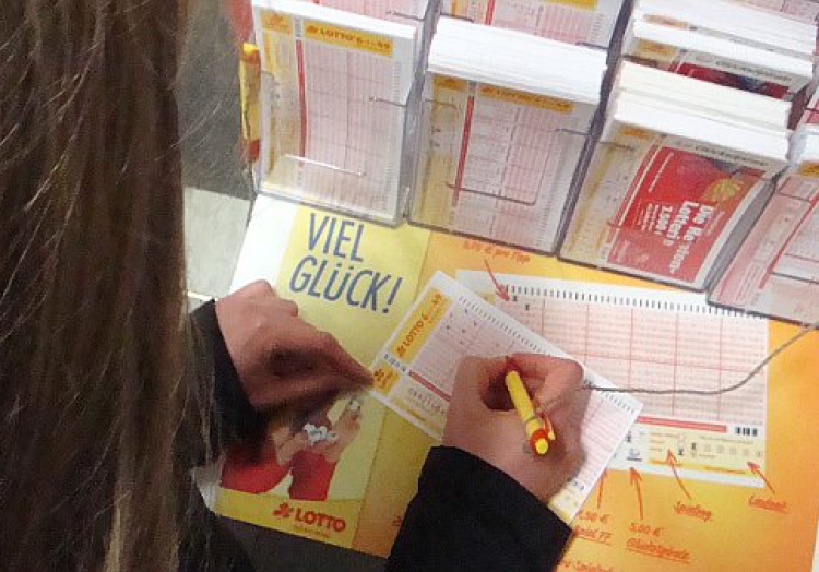 Lotto-Spielerin, über dts Nachrichtenagentur