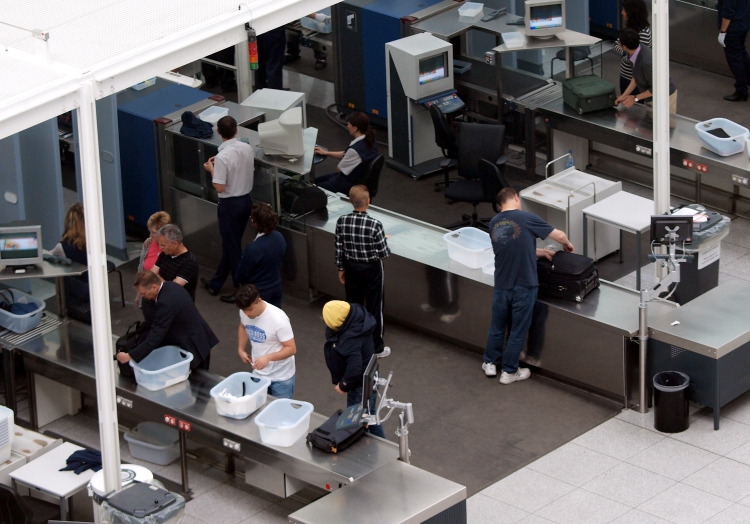 Sicherheitskontrolle am Flughafen, über dts Nachrichtenagentur