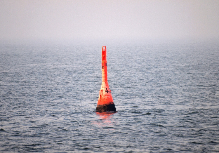 Eine Boje im Meer, über dts Nachrichtenagentur