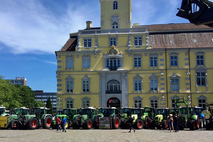 Landwirte demonstrieren in Oldenburg.