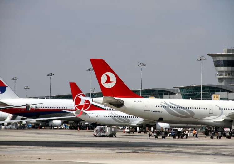 Flugzeuge am Flughafen Istanbul-Atatürk, über dts Nachrichtenagentur