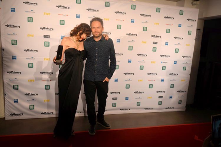 Paz de la Huerta bekam den Seymour Casell Award -Outstanding Performance-Female Actor für die Hauptrolle im Eröffnungsfilm „Puppy Love“. Regisseur Michael Maxxis erhielt für „Puppy Love“ den „Spirit of Cinema Award“.
