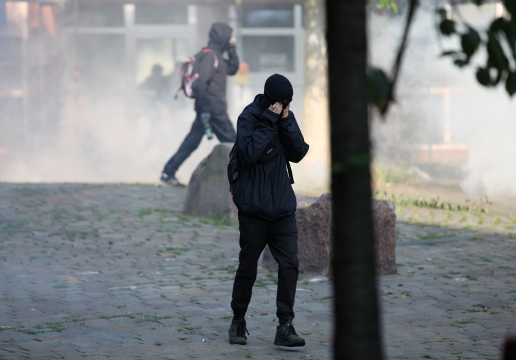 Vermummte Randalierer bei Anti-G20-Protest am 07.07.2017, über dts Nachrichtenagentur