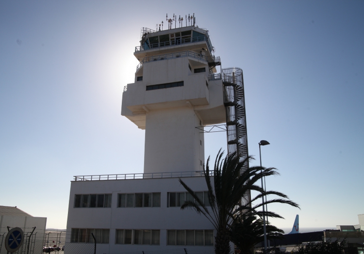 Tower am Flughafen Teneriffa-Süd, über dts Nachrichtenagentur