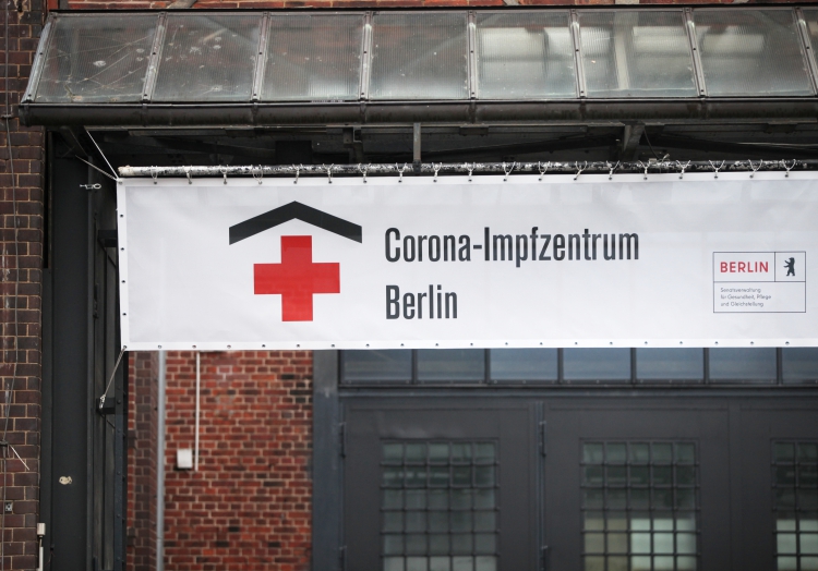 Corona-Impfzentrum, über dts Nachrichtenagentur