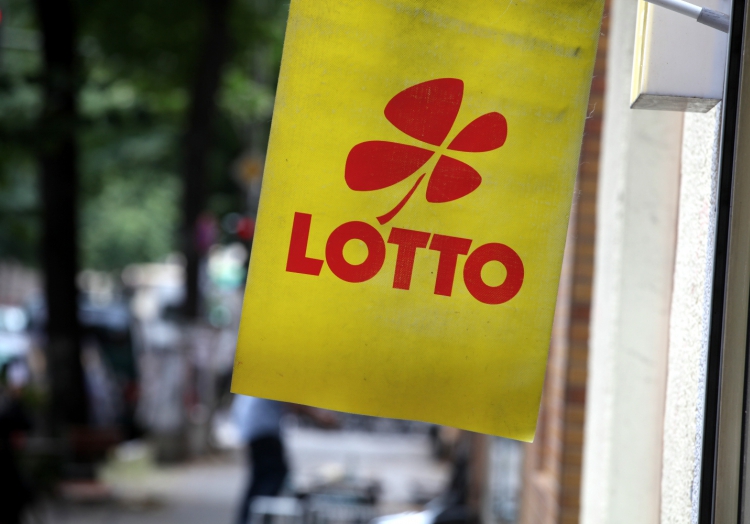 Lotto-Schild, über dts Nachrichtenagentur