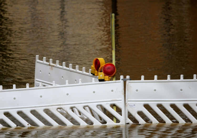 Hochwasser-Absperrung, über dts Nachrichtenagentur