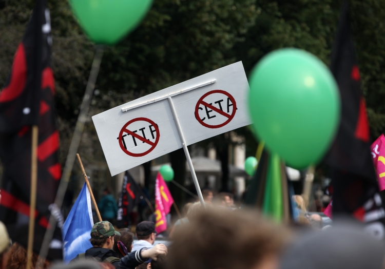 Demonstration gegen TTIP und Ceta, über dts Nachrichtenagentur