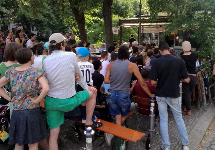 Public Viewing, über dts Nachrichtenagentur