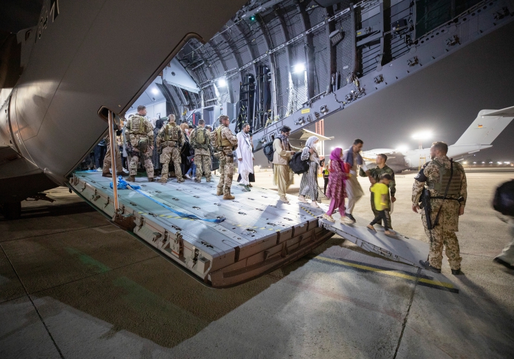 Transportflugzeug Airbus A400M der Bundeswehr, GAF, Text: über dts Nachrichtenagentur