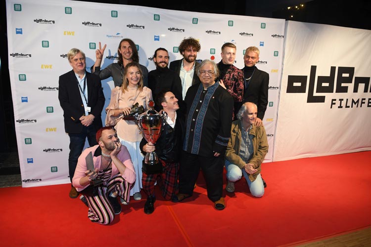 Große Freude herrschte zur Award-Vergabe bei der Closing Night Gala beim 28. Internationalen Filmfest Oldenburg im Oldenburgischen Staatstheater.