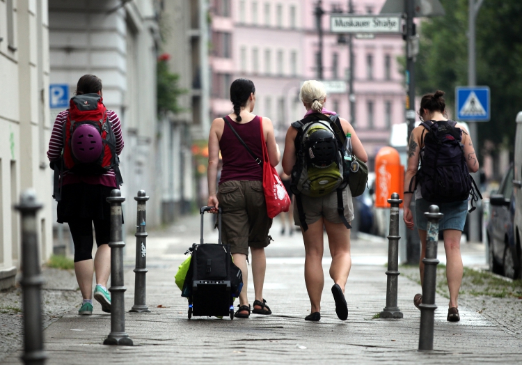 Touristen in Berlin-Kreuzberg, über dts Nachrichtenagentur