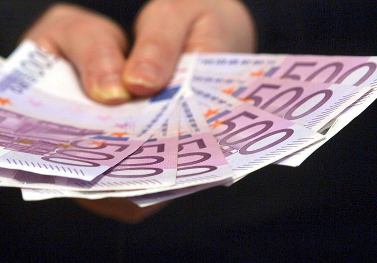 3.000 Euro in 500-Euro-Geldscheinen, über dts Nachrichtenagentur